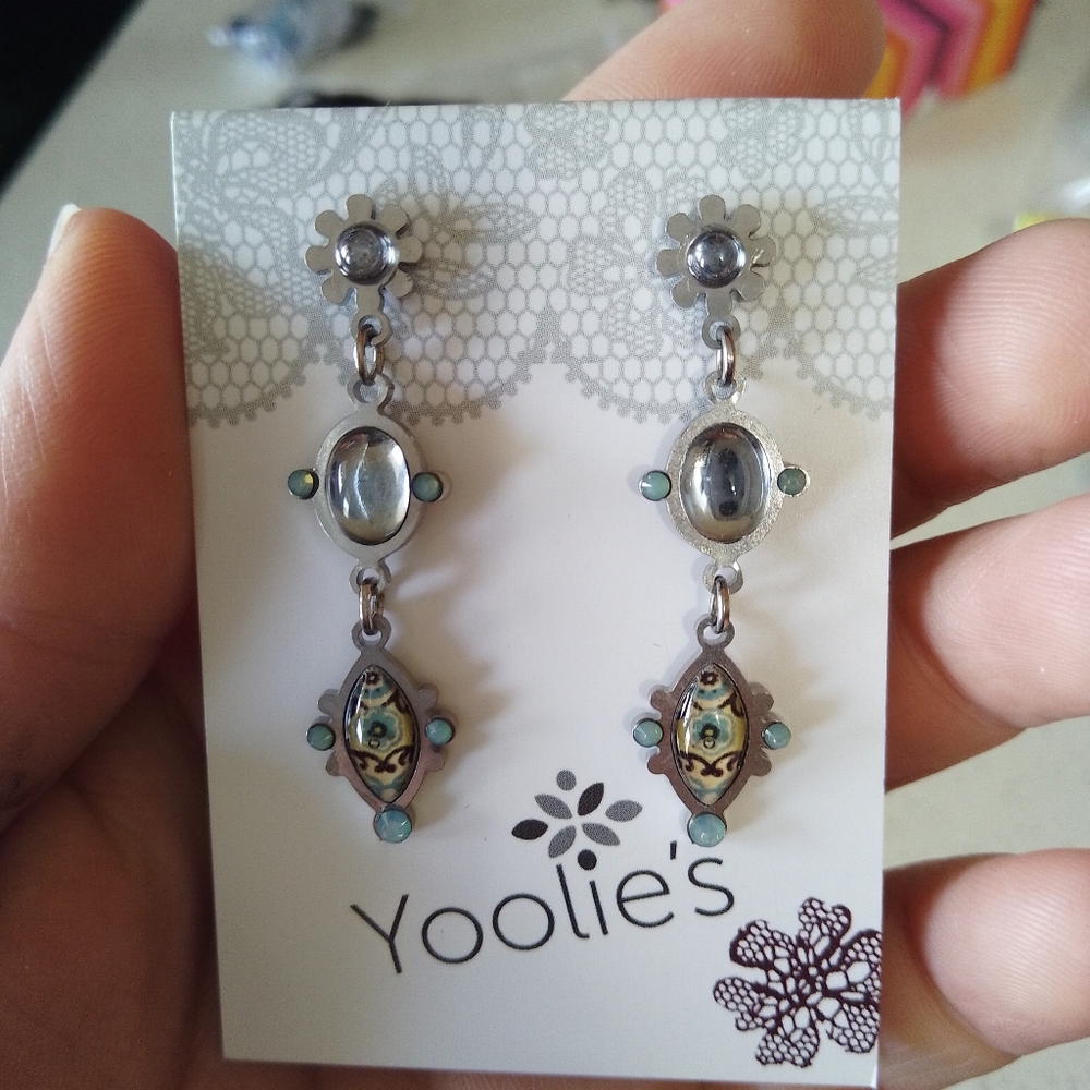 Dangle Earrings